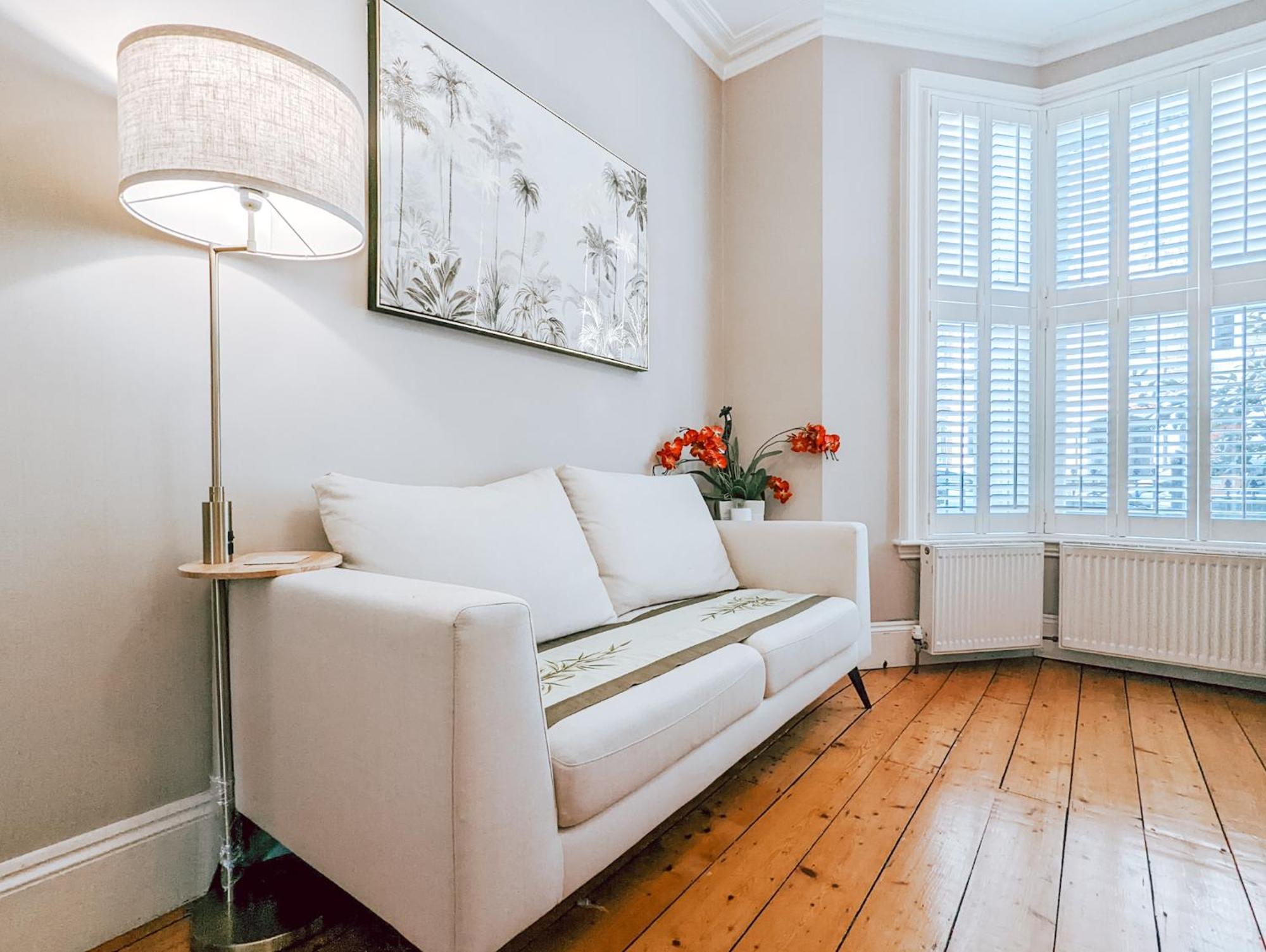 The Clapham Apartment With Private Patio Лондон Екстериор снимка